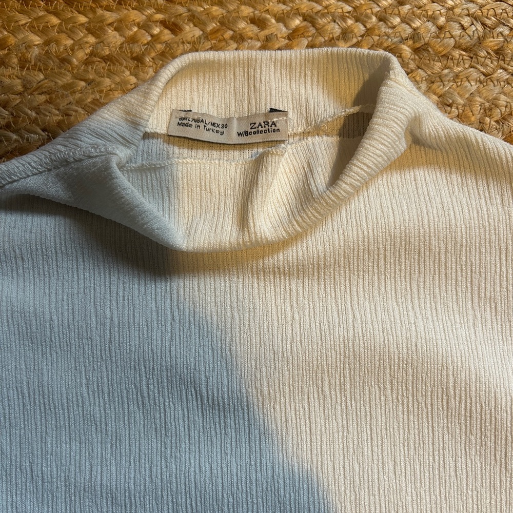ZARA Mock Neck Ribbed Top - Picture 3 of 9